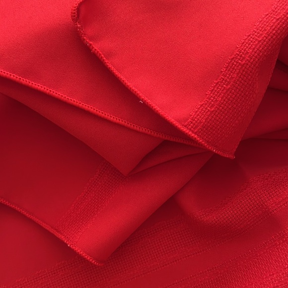 TABLE CLOTH ❤️🎉❤️🎉❤️PERFECTCT QUALITY..NO STAINS FABRIC-NWOT 150x210cm - Picture 6 of 7